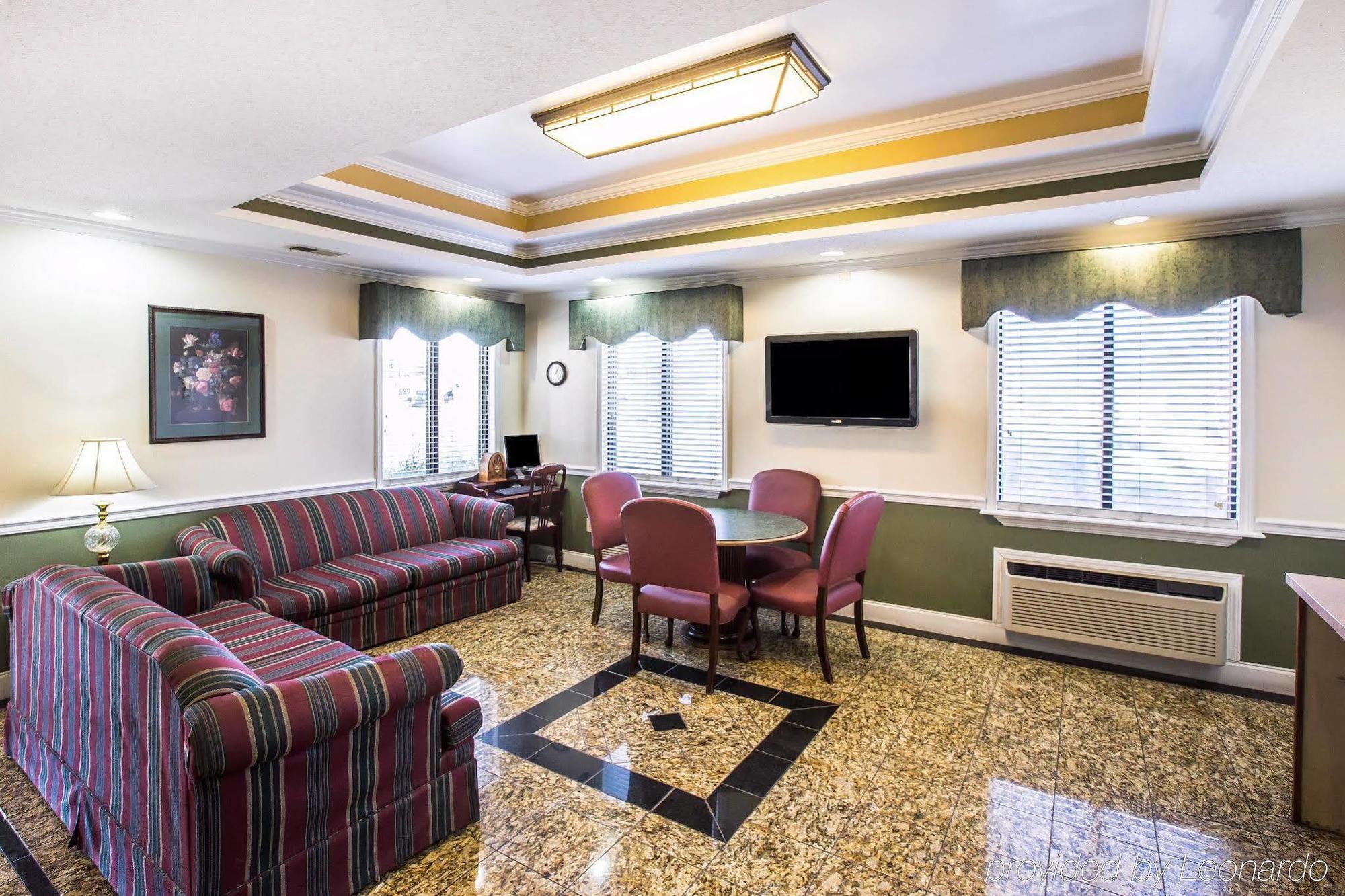 Relax Inn Милледжвилл Экстерьер фото