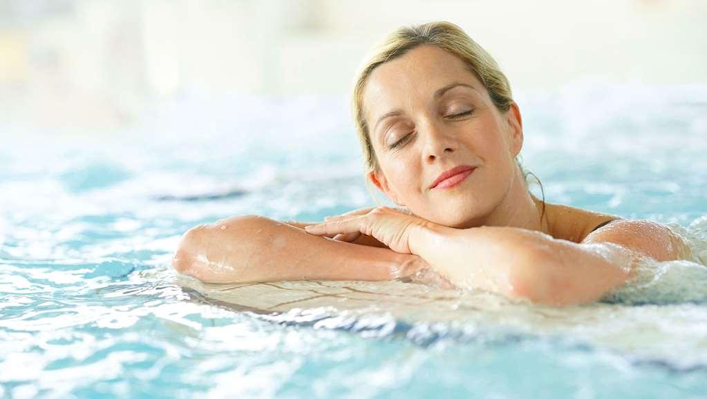 Relax Inn Милледжвилл Удобства фото