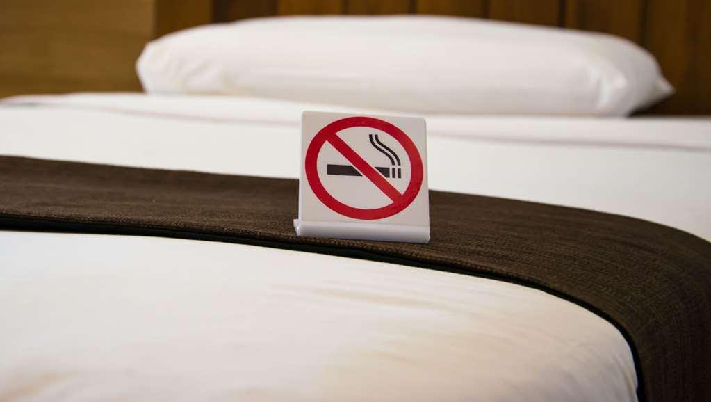 Relax Inn Милледжвилл Удобства фото