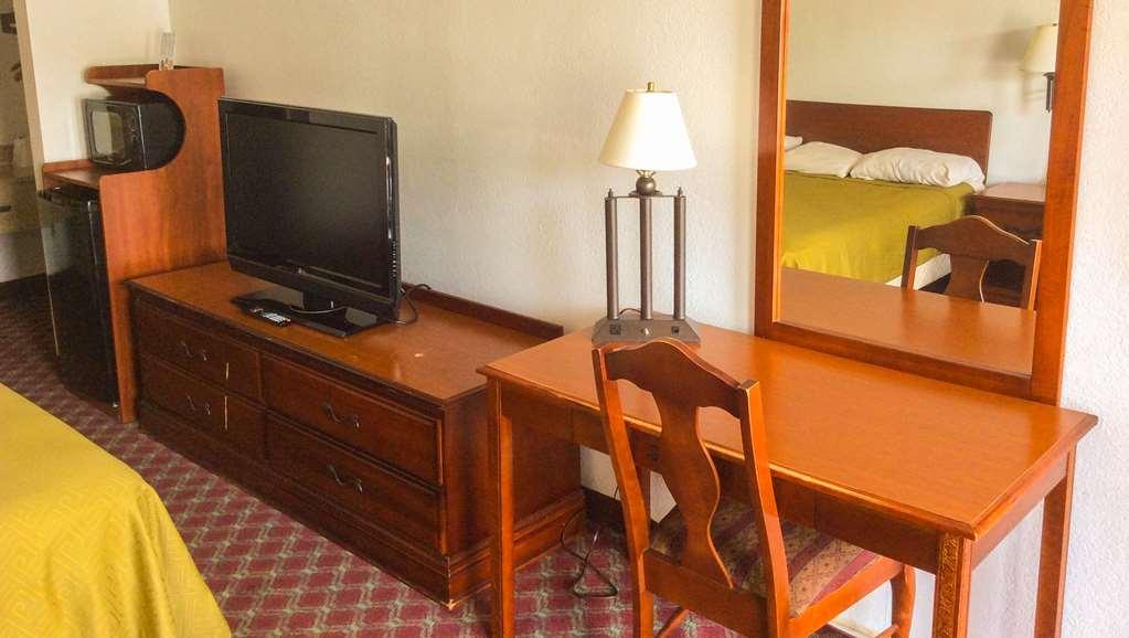 Relax Inn Милледжвилл Номер фото